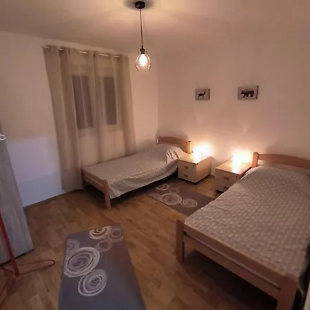 Apartamento Zlatija *